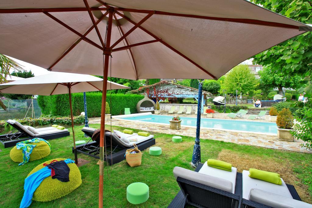 Logis Hotel Hostellerie Saint-Jacques Exteriér fotografie