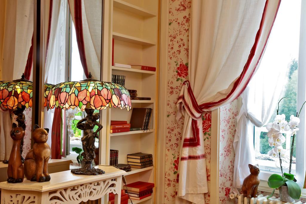 Logis Hotel Hostellerie Saint-Jacques Pokoj fotografie